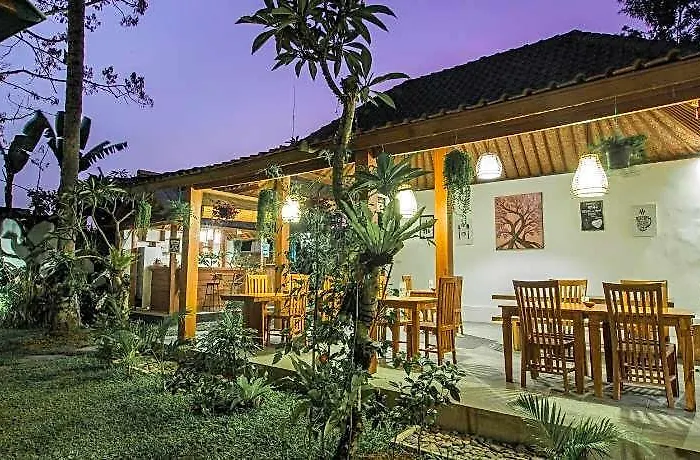 ホテル Abimana Ubud